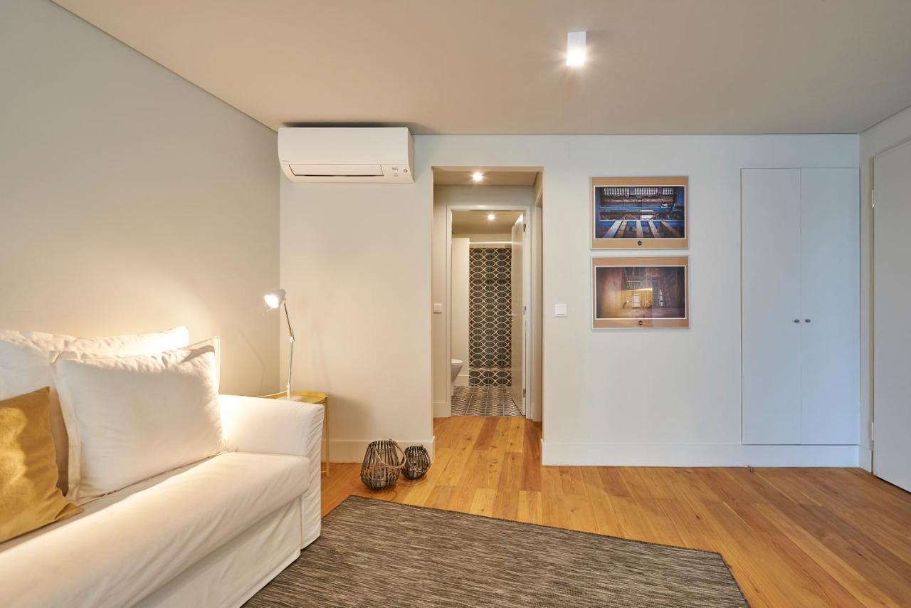 Modern Apartment Bica Dos Olhos Lisbon Room photo