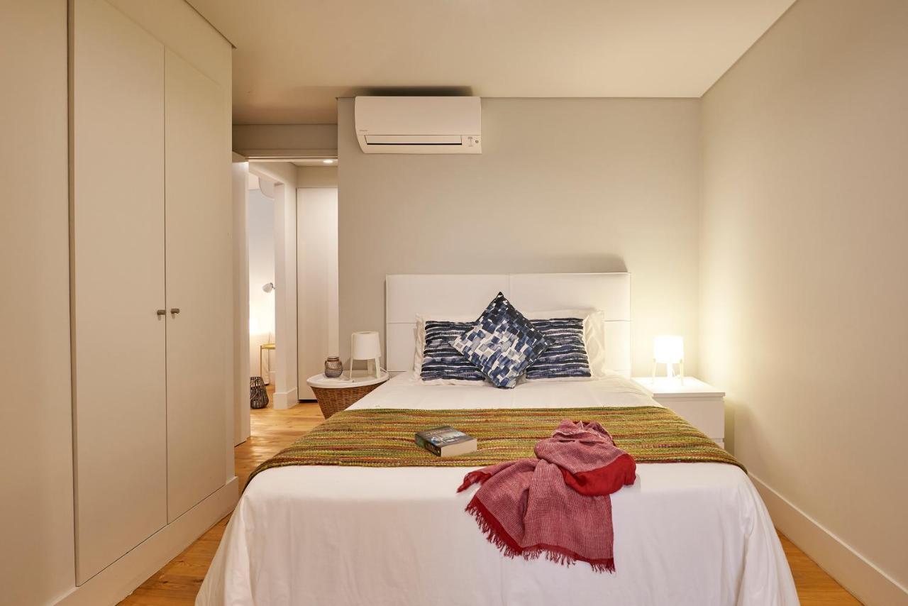 Modern Apartment Bica Dos Olhos Lisbon Room photo